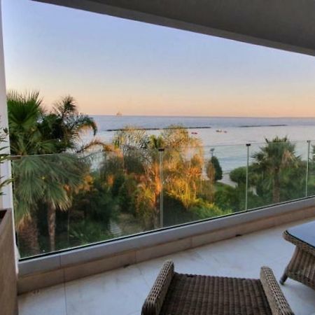 Pegasus Beach Front Appartamento Limisso Esterno foto