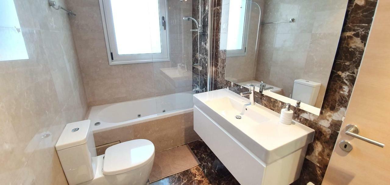 Pegasus Beach Front Appartamento Limisso Esterno foto