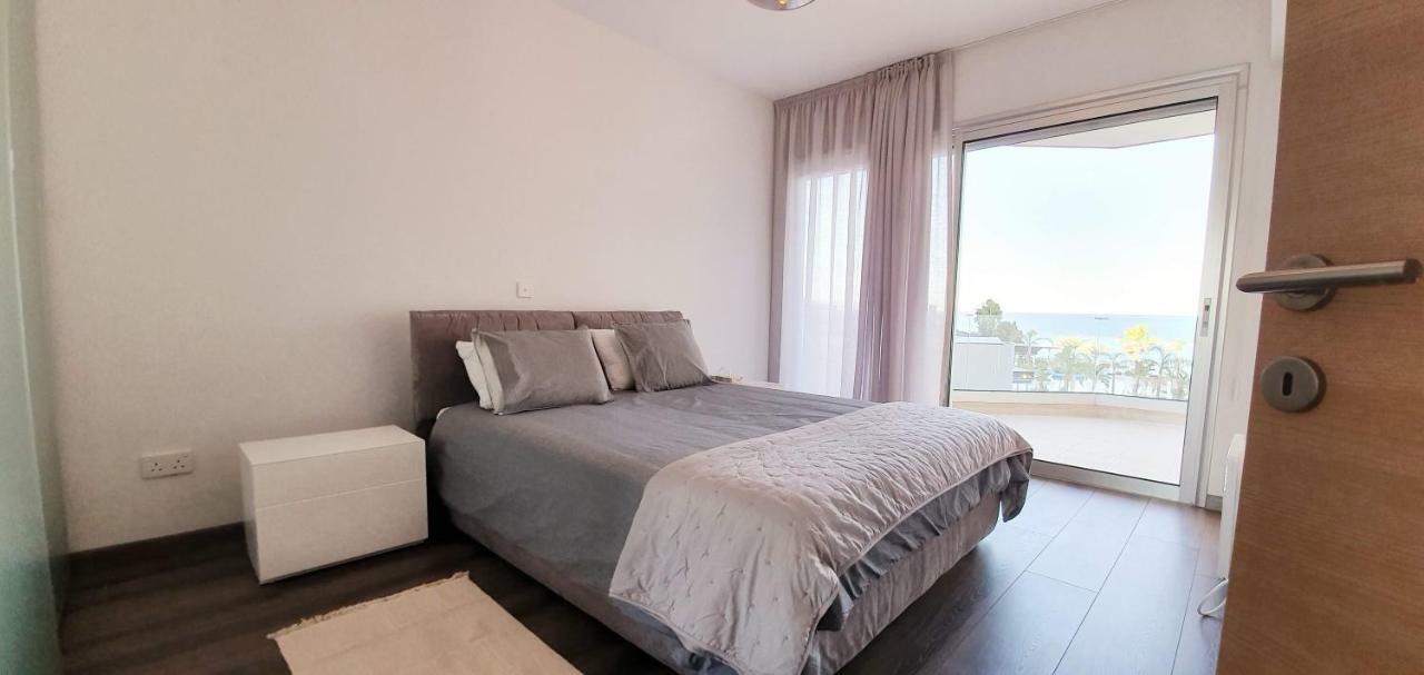 Pegasus Beach Front Appartamento Limisso Esterno foto