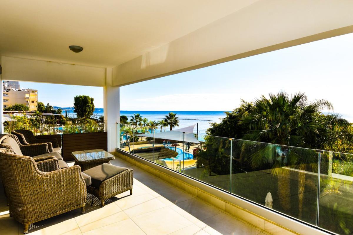 Pegasus Beach Front Appartamento Limisso Esterno foto